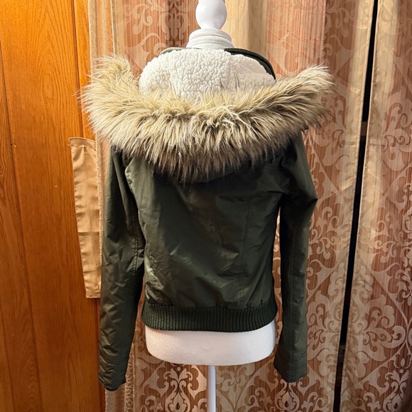 Hollister Olive Jacket with Removable Faux Fur Hood - Picture 2 of 4